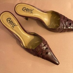 Pretty burgundy mules